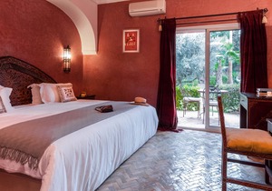 Double room in a charming villa in the heart of the palm tree Marrakech 02