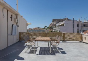 Downtown Cocoon with Roof Deck