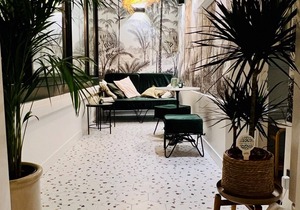 Eiffel Tower! Very chic 2 bedrooms, Rue Cler