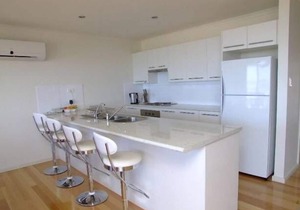 Elanora, tranquility at Emu Bay, Kangaroo Island