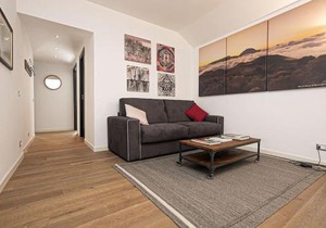 Eleganza in centro a Nervi, a 2 passi dal mare.