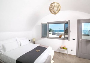 Elite Santorini Villa Aegean Melody Suites 3 Bedroom Outdoor Jacuzzi Vlyxada