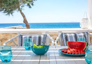 Elite Santorini Villa Aegean Melody Suites 1 Bedroom Heated Outdoor Jacuzzi Vlyxada