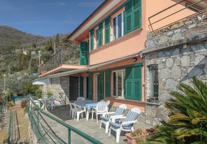Entire Villa with pool in Recco Cinque Terre