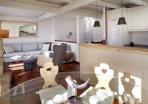 Esquiros by FeelFree Rentals