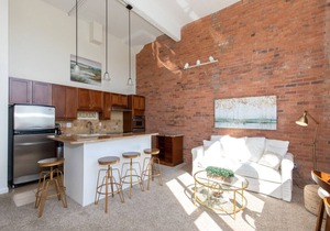 Fall Dates! Bayfront Oasis Getaway for Four!