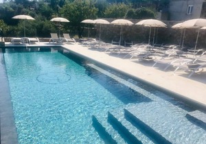 Fantastic apartment with sea views in prime location