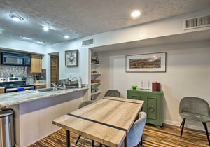 First-Floor Wintergreen Resort Condo w/Balcony