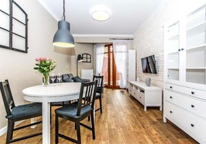 Four - Neptun Park by OneApartments