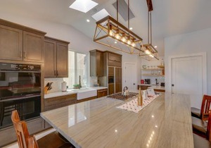 Golf Course Views Stunning Oasis in Phoenix!