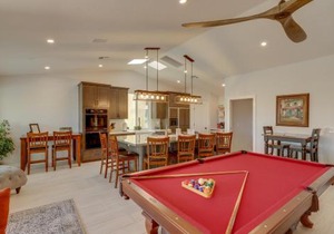 Golf Course Views Stunning Oasis in Phoenix!