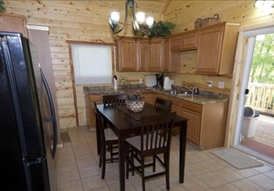 Gorgeous Log Home on Northwood Hills Golf Course, Direct Tv/wif