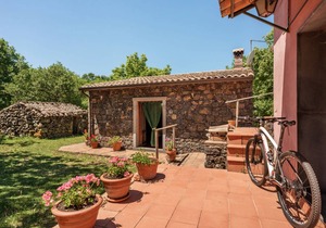 Hill-View Villa in Maletto with Garden