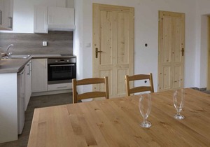 Holiday apartment 150 m from the ski bus