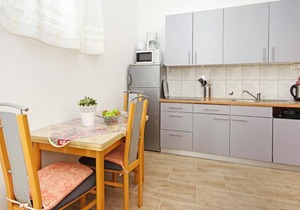 Holiday apartment Sutivan for 1 - 2 persons with 1 bedroom - Holiday apartment in one or multi-famil