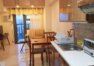 Horizons 101 Condominium ( 1 Bedroom / 1 Bath )