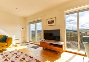 Host & Stay | Strathview