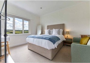 Host & Stay | Strathview