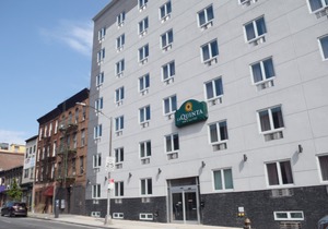 La Quinta by Wyndham Brooklyn Central