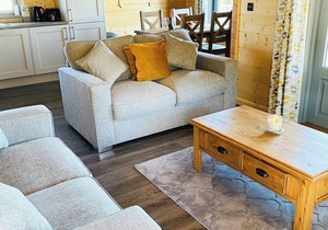 Larch Lodge - UK30009