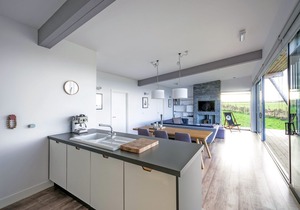 Lodge 12 - 3 Bed Sea-View - a john o'groat that sleeps 6 guests in 3 bedrooms