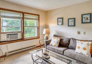 Lodge Condo 10 - Peaceful and cozy one bedroom!