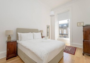 Lovely 2-bed Apt 2-min from Haymarket Station