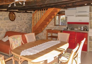 Lovely home in Padirac with WiFi