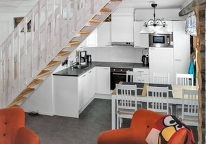 Maahisenrinne 3 E 19 by Interhome