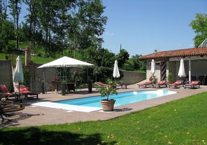 Magnificent Mansion in Bastia Mondovi with Swimming Pool