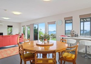 Manfield Seaside Bruny Island