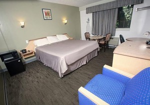 Meadowbrook Motor Lodge