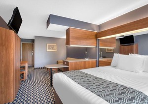 Microtel Inn and Suites Dover