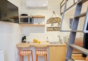 Mind-blowing petite studio in the heart of Athens!