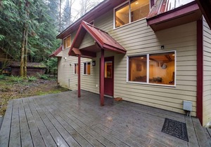 Mt. Baker Rim Cabin #50 - Hot Tub - Pets Ok - Wi-Fi - Sleeps 8