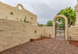 New! Alta Mesa quiet, relaxing single level home with heated pool view