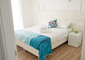 NEW in Jesolo with swimming pool, near the sea. Apartment 8