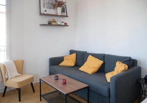Nice 30m with open view in Clichy