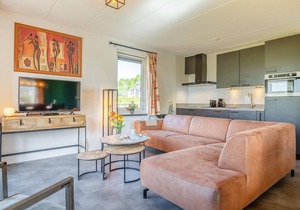 Nice home in Tzummarum with WiFi