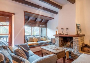 Nin de Beret by SeaMount Rentals