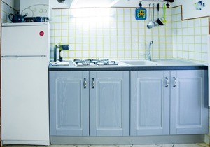 Old stone farmhouse near Lucca, Tuscany.