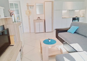 One Bedroom Apartment Enelani A1