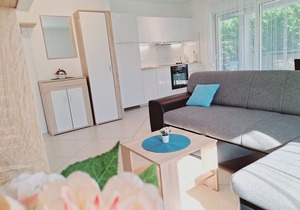 One Bedroom Apartment Enelani A1