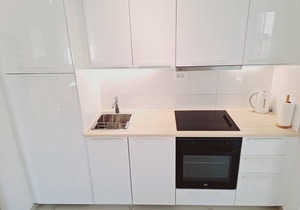 One Bedroom Apartment Enelani A1