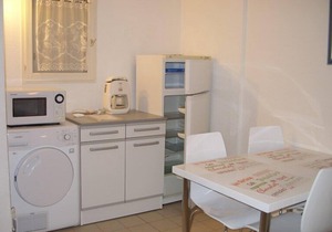 one bedroom apartment for rent with pool in the residence near the beach