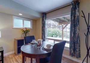 Oregon House Unit #1B The Gate House