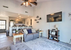 Osage Beach Condo with Pools and Boat Dock Access