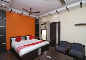 OYO 40857 Sri Ram Hotel & Restaurant