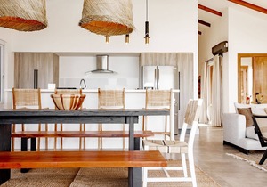 Pan026 - 3 bedroom beachfront villa with pool in Playa Venao