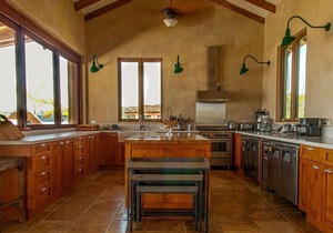 Pan031 - Beachfront luxury villa in Playa Venao, Panama